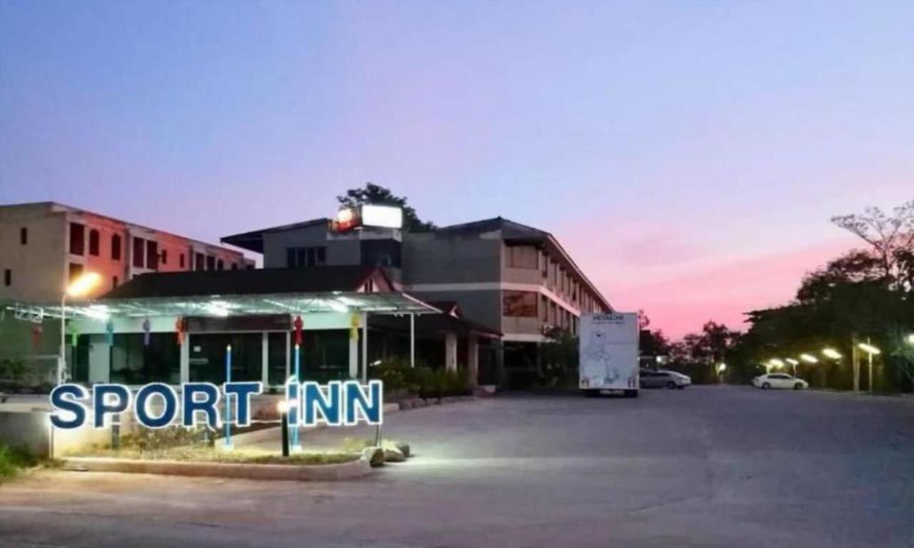 Sport Inn Csiangraj Kültér fotó