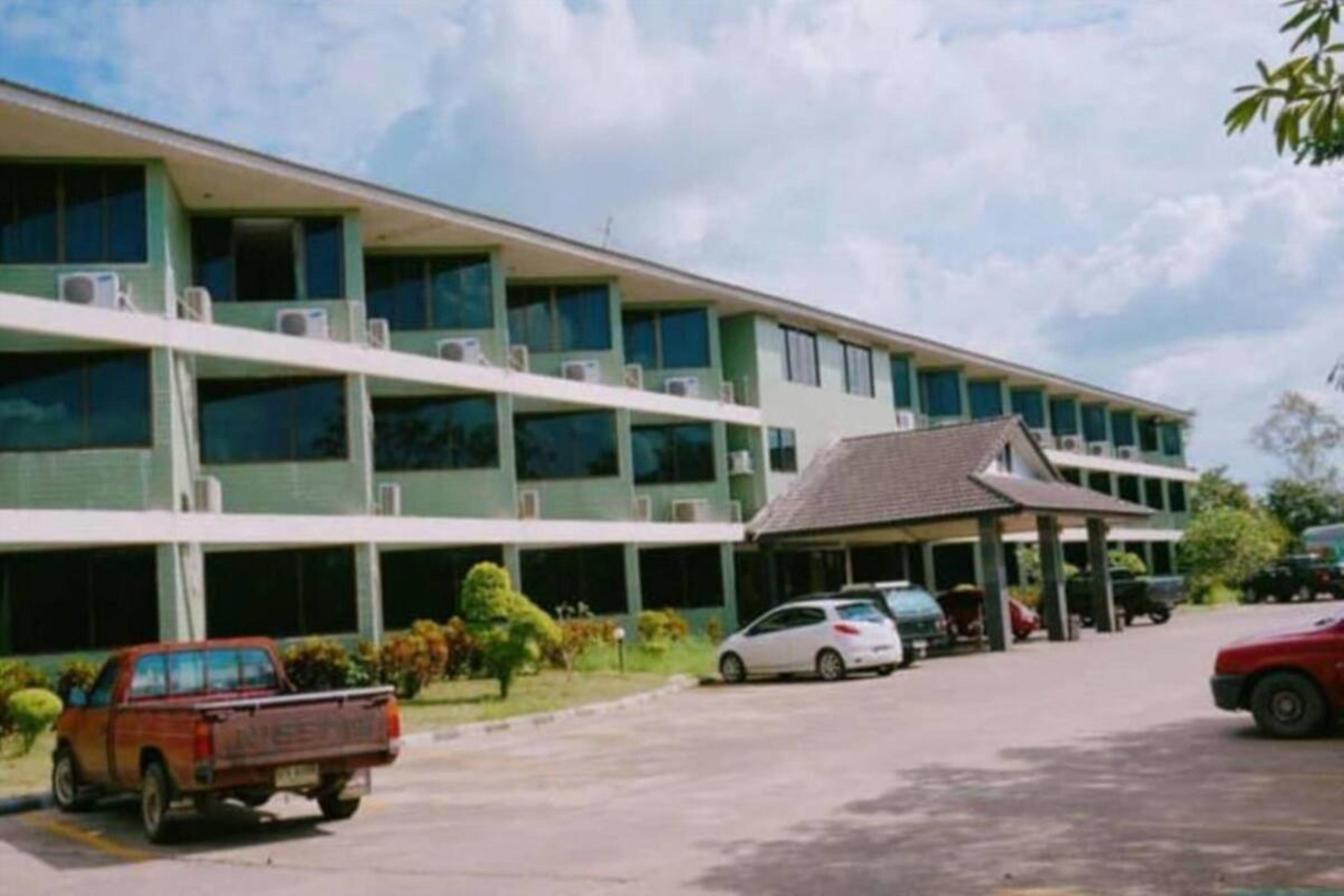 Sport Inn Csiangraj Kültér fotó